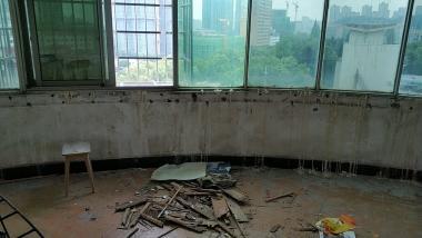 长沙高空防水补漏墙面漏水点检测、阳台漏水点检测、屋顶漏水检测服务